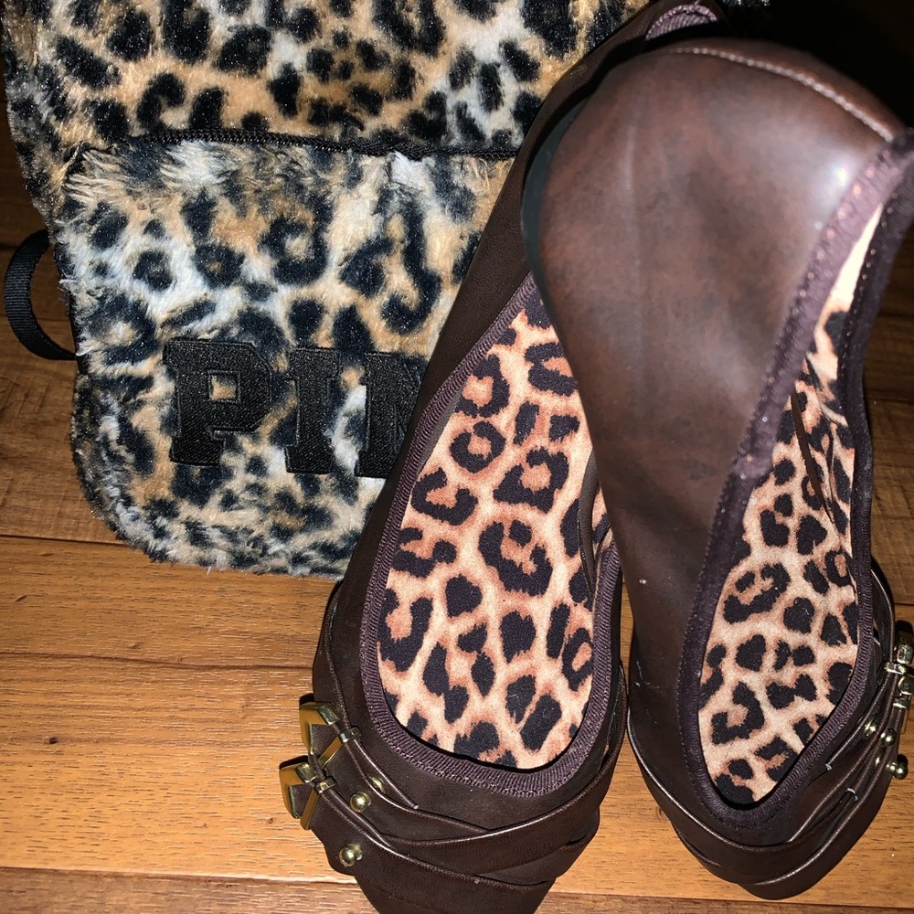 Flats - Picture 2 of 4